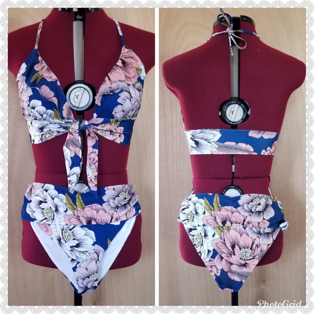 Floral Bikini - Picture 3 of 6